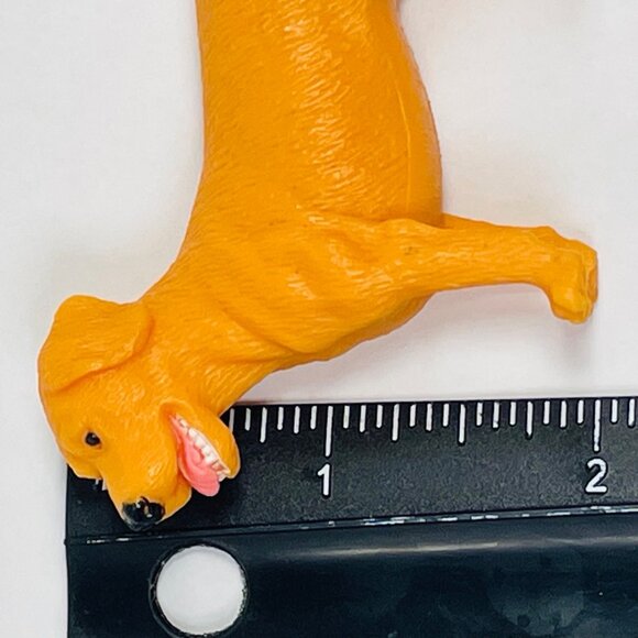 Tree House Kids Labrador Yellow Plastic Dog Figurine Toy - Picture 7 of 10